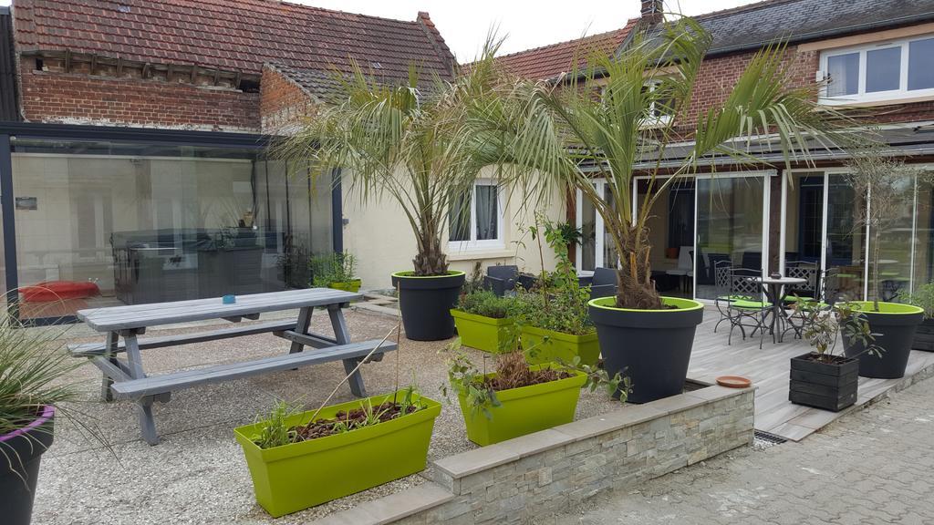 Chambres Individuelles Avec Cuisine Commune Tilloloy Ngoại thất bức ảnh